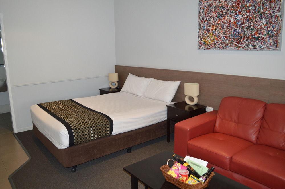 Roma Inland Motor Inn Dış mekan fotoğraf